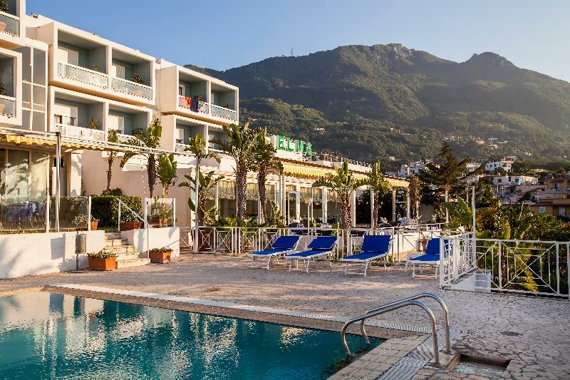 Elma Park Hotel Terme & Spa カザミッチョラ・テルメ エクステリア 写真